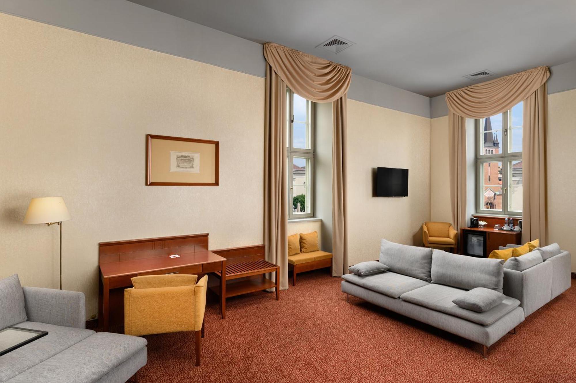 Mercure Szekesfehervar Magyar Kiraly Dış mekan fotoğraf