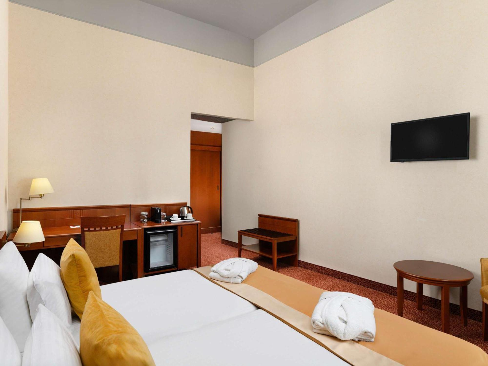 Mercure Szekesfehervar Magyar Kiraly Dış mekan fotoğraf